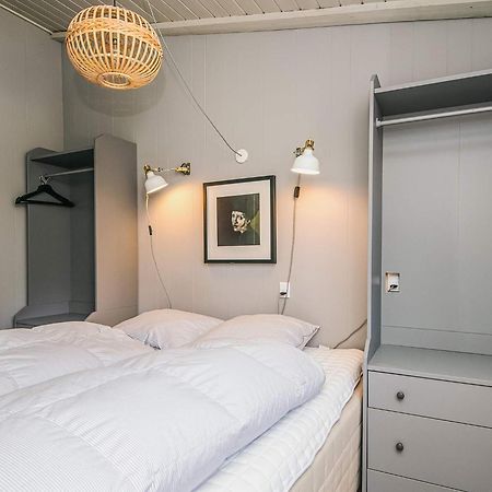 5 Person Holiday Home In Henne Henne Strand Buitenkant foto